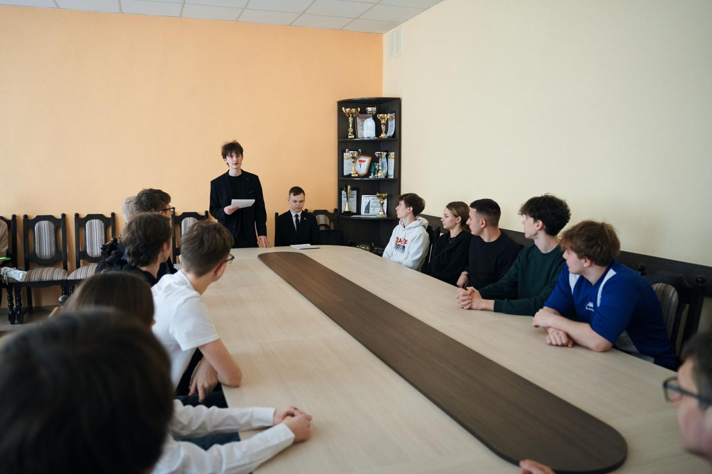 Молодежь о главном с факультетом информационных технологий и робототехники